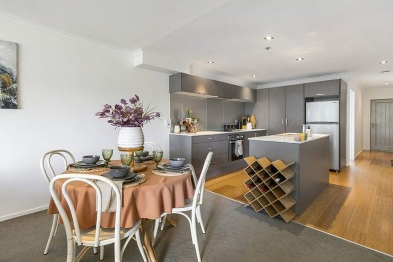 Photo of property in 277 Maunganui Road, Mount Maunganui, 3116