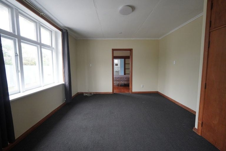 Photo of property in 330 Featherston Street, Palmerston North, 4414
