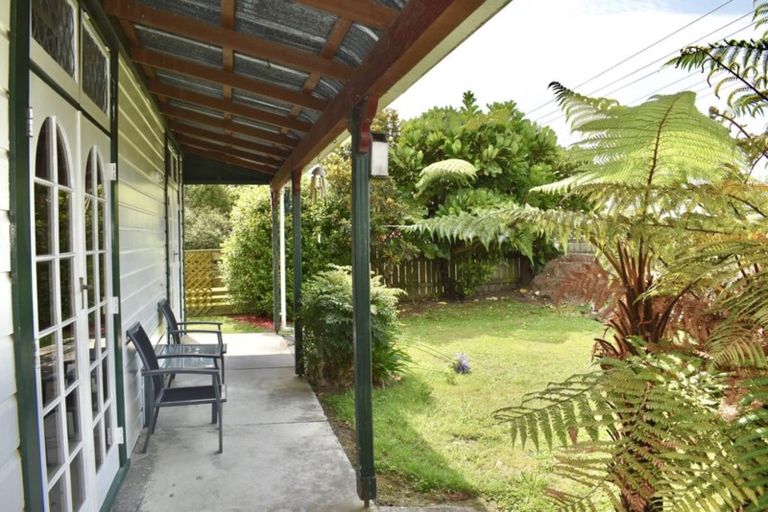 Photo of property in 34 School Road, Te Horo, Otaki, 5582