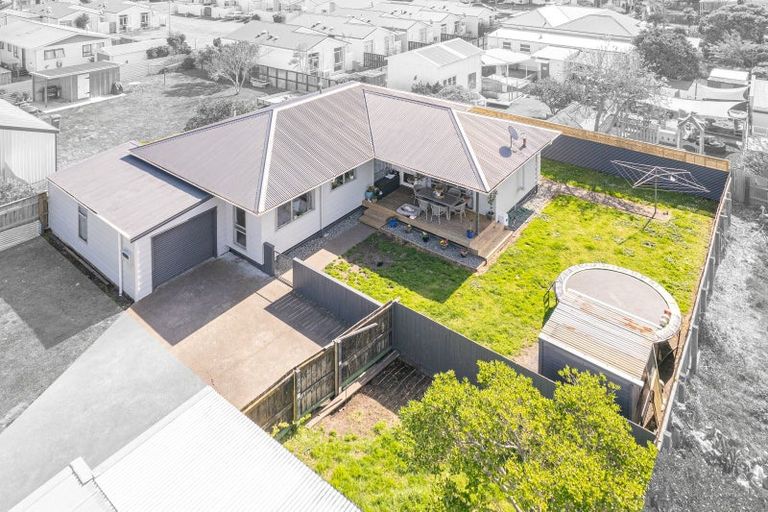 Photo of property in 12a Sydney Place, Whanganui, 4500