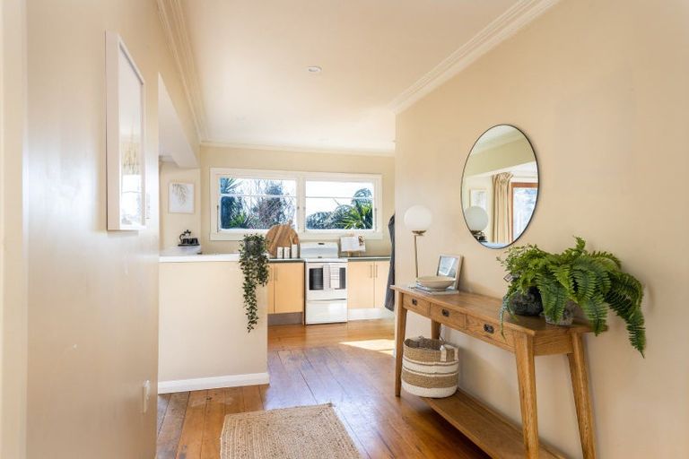 Photo of property in 209 Carrington Street, Vogeltown, New Plymouth, 4310