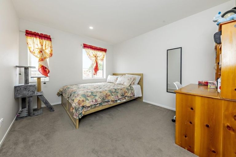 Photo of property in 7 Riroriro Close, Papakura, 2110