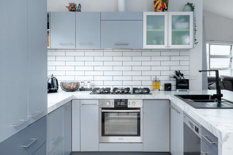 Photo of property in 6 Pointon Glade, Grandview Heights, Hamilton, 3200