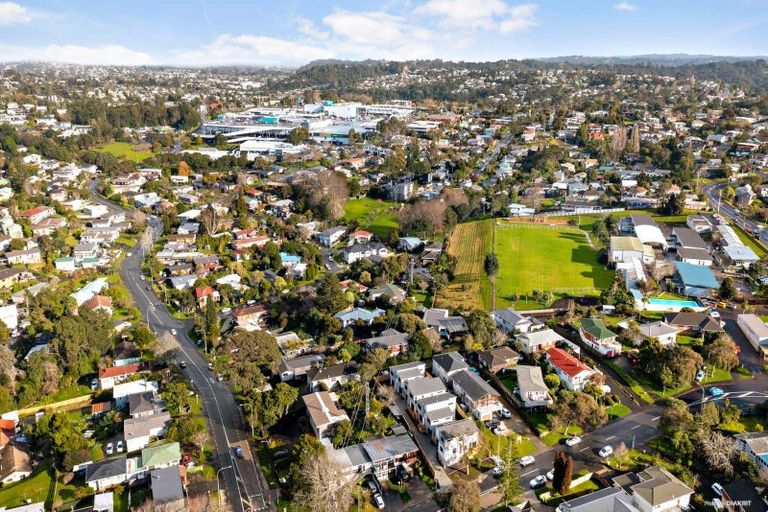 Photo of property in 66b Chartwell Avenue, Glenfield, Auckland, 0629