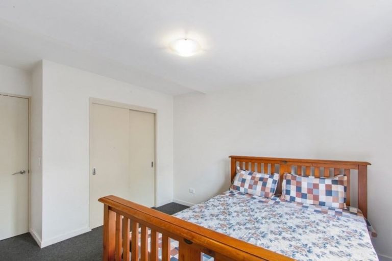 Photo of property in 5/30 Mathesons Road, Phillipstown, Christchurch, 8011