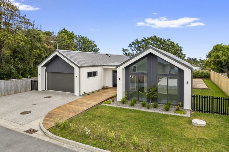 Photo of property in 10 Te Puke Te Ao Way, Otaki, 5512
