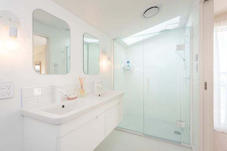 Photo of property in 17 El Patron Lane, Halswell, Christchurch, 8025