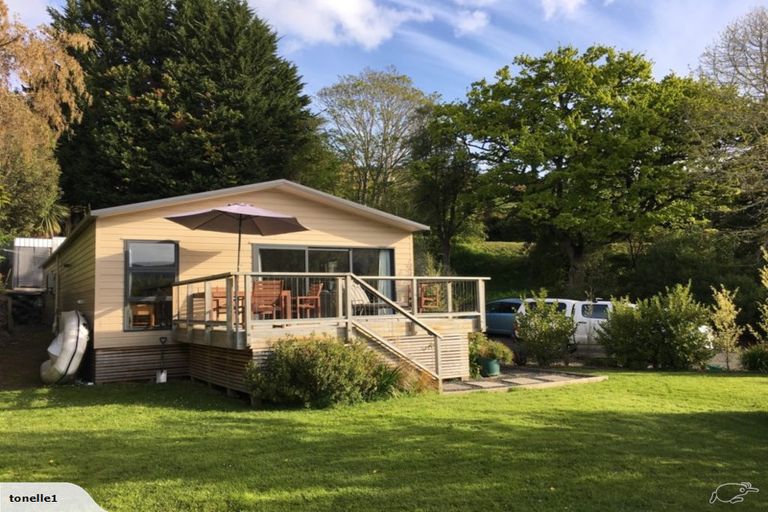 Photo of property in 11 Marion Street, Macandrew Bay, Dunedin, 9014