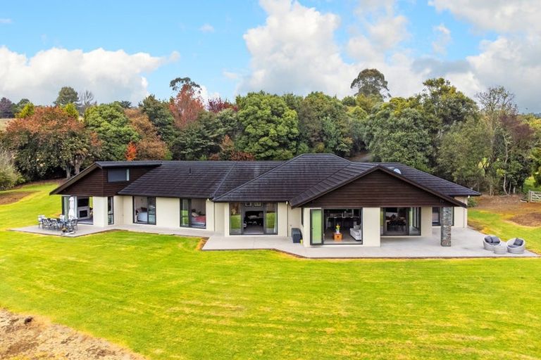 Photo of property in 48a Sinclair Road, Ararimu, Drury, 2579