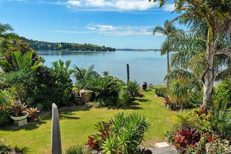 Photo of property in 465 Leigh Road, Whangateau, 0985