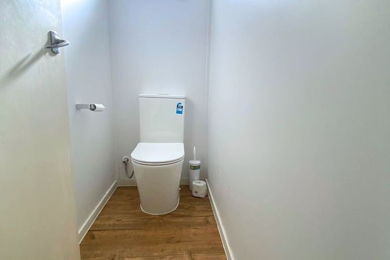 Photo of property in 5 Opal Avenue, Pakuranga, Auckland, 2010