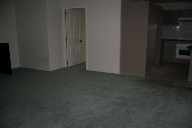 Photo of property in 26 Duckworth Road, Papakura, 2110