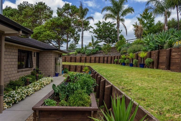 Photo of property in 14 Riverbank Drive, Kerikeri, 0230
