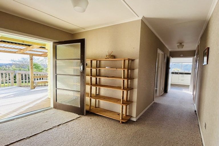 Photo of property in 128 Hurndall Street East, Maungaturoto, 0520