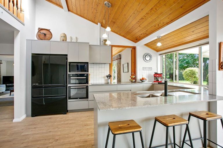 Photo of property in 164 Fencourt Road, Cambridge, 3496