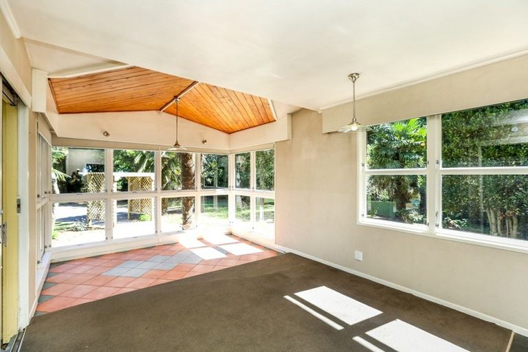 Photo of property in 1252 Devon Road, Sentry Hill, New Plymouth, 4373