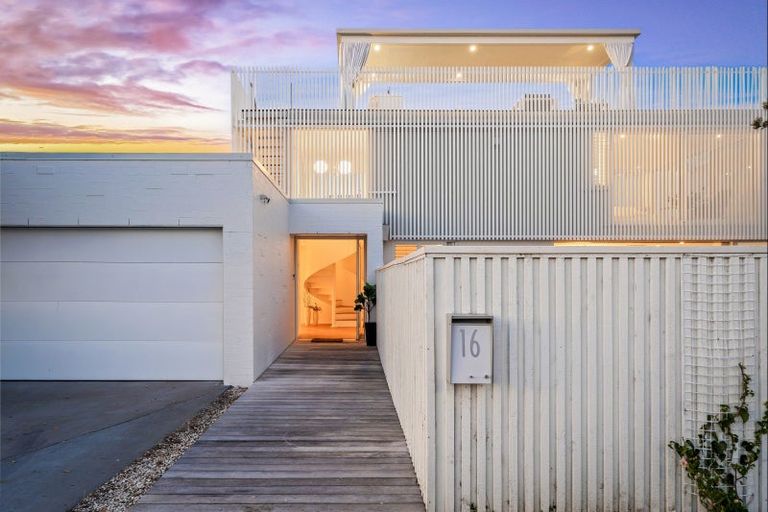 Photo of property in 16 Ida Way, Omaha, 0986