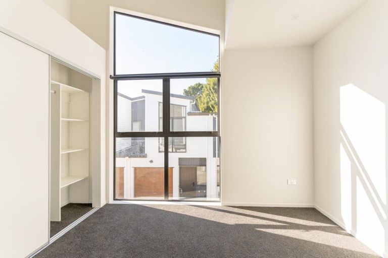 Photo of property in 11 Rangimarie Close, Opaheke, Papakura, 2113