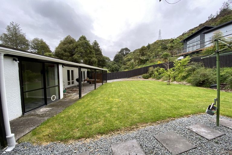 Photo of property in 58 Akatarawa Road, Brown Owl, Upper Hutt, 5018