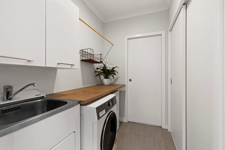 Photo of property in 25 Rakaia Way, Poraiti, Napier, 4112