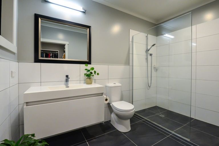 Photo of property in 4 Helen June Avenue, Flagstaff, Hamilton, 3210