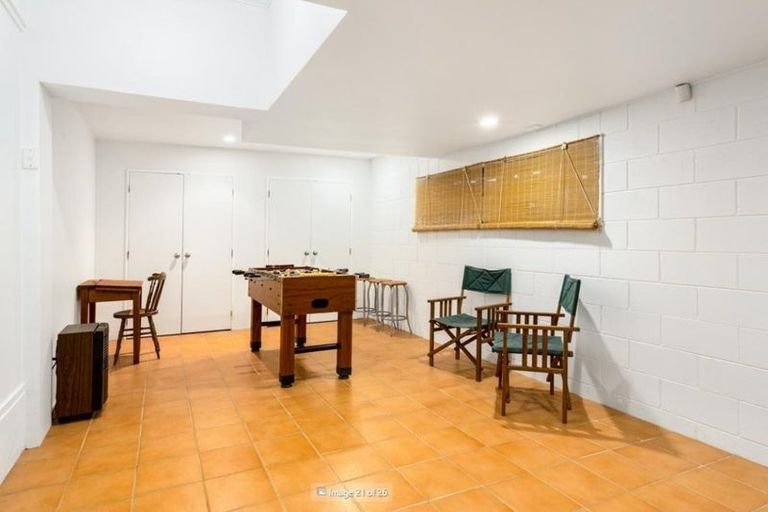 Photo of property in 7 View Road, Campbells Bay, Auckland, 0630