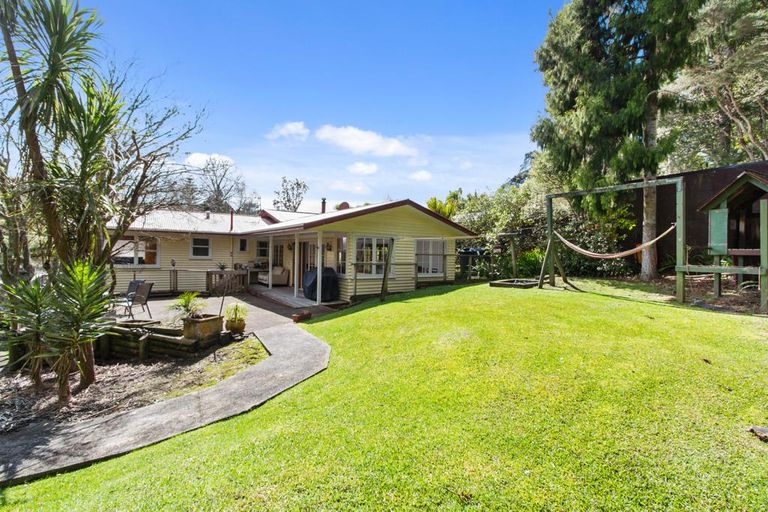Photo of property in 22 Daffodil Street, Titirangi, Auckland, 0604