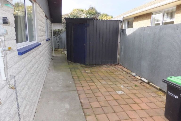 Photo of property in 330 Yaldhurst Road, Russley, Christchurch, 8042