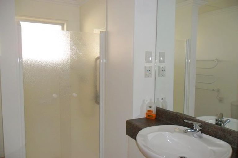 Photo of property in 1/40 Darlington Road, Miramar, Wellington, 6022