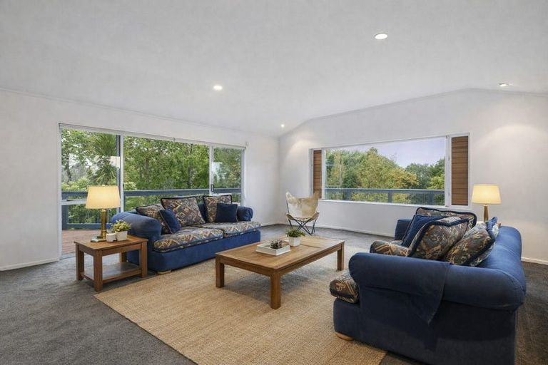 Photo of property in 12 Whitehills Road, Waitoki, Silverdale, 0994