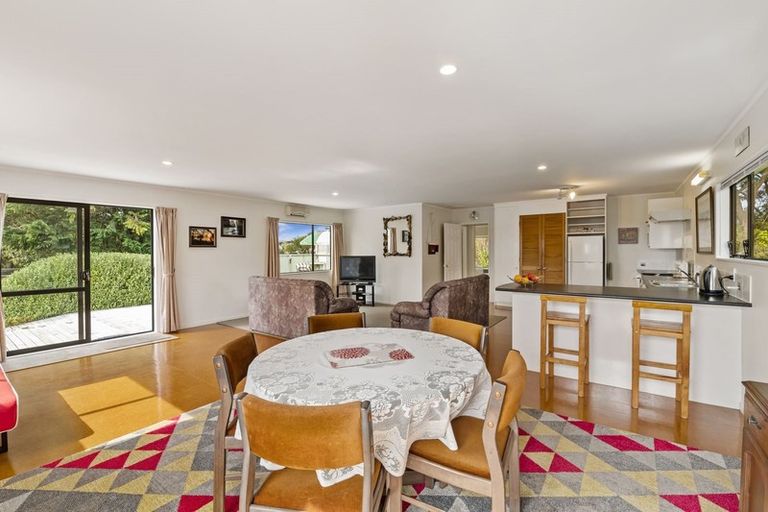Photo of property in 2 Sand Dune Grove, Waikawa Beach, Levin, 5573