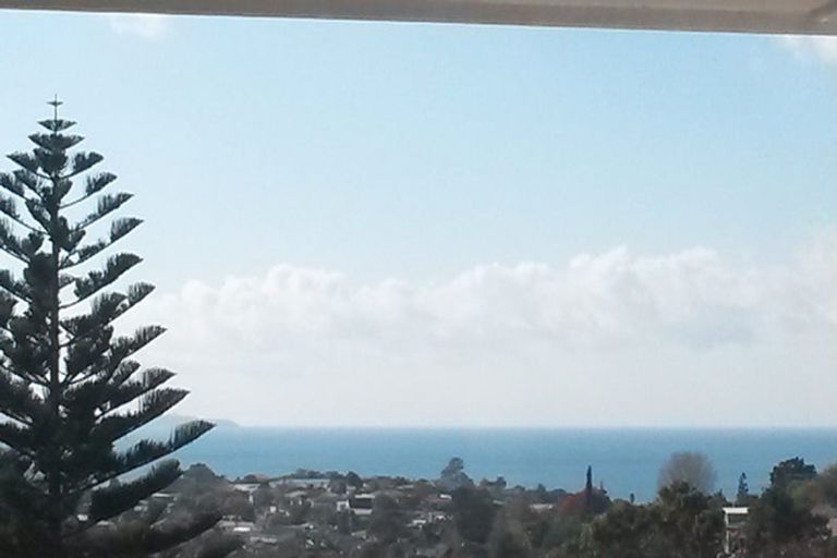 Photo of property in 1/541 East Coast Road, Browns Bay, Auckland, 0630