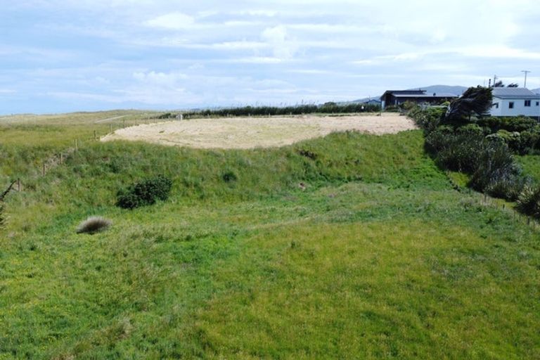 Photo of property in 19 Dudley Street, Orepuki, Riverton, 9881