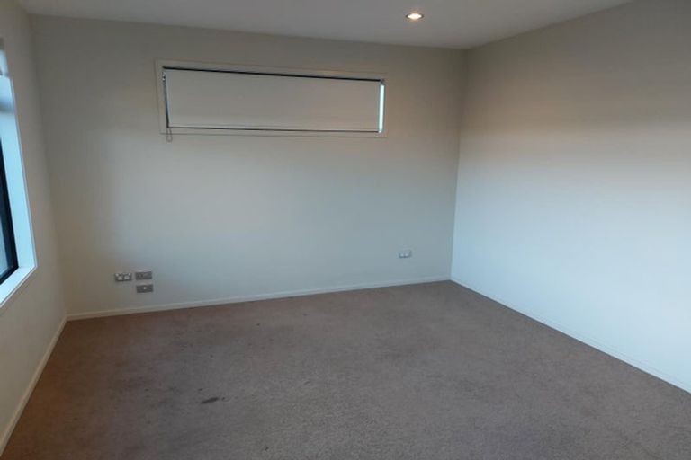 Photo of property in 1 Stockyard Crescent, Pukekohe, 2120