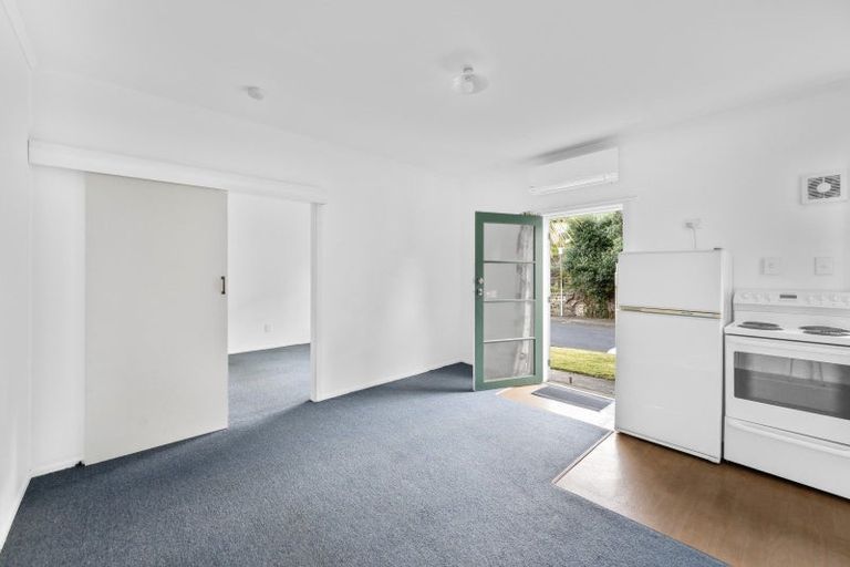 Photo of property in 39 Faraday Street, Hospital Hill, Napier, 4110