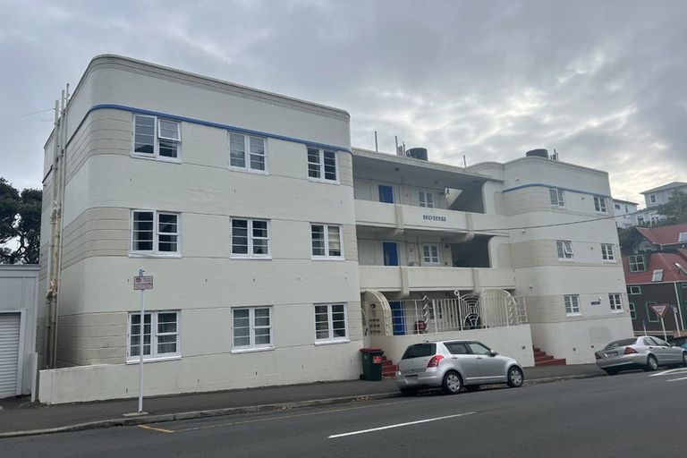 Photo of property in 82 Majoribanks Street, Mount Victoria, Wellington, 6011