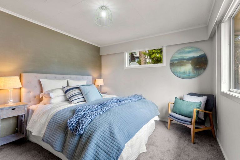 Photo of property in 20 Daffodil Street, Titirangi, Auckland, 0604