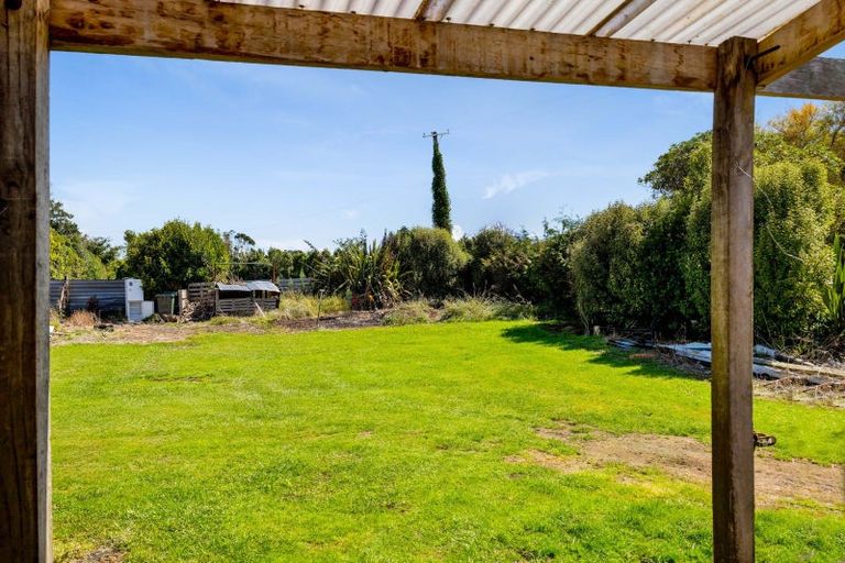 Photo of property in 41 Collingwood Street, Eltham, 4322