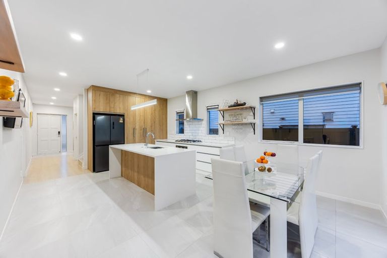 Photo of property in 11 Keel Street, Long Bay, Auckland, 0630
