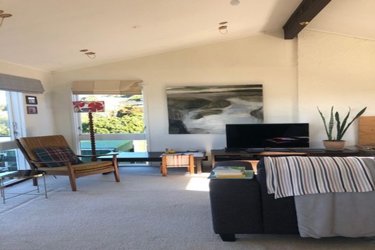 Photo of property in 10 Birla Terrace, Broadmeadows, Wellington, 6035