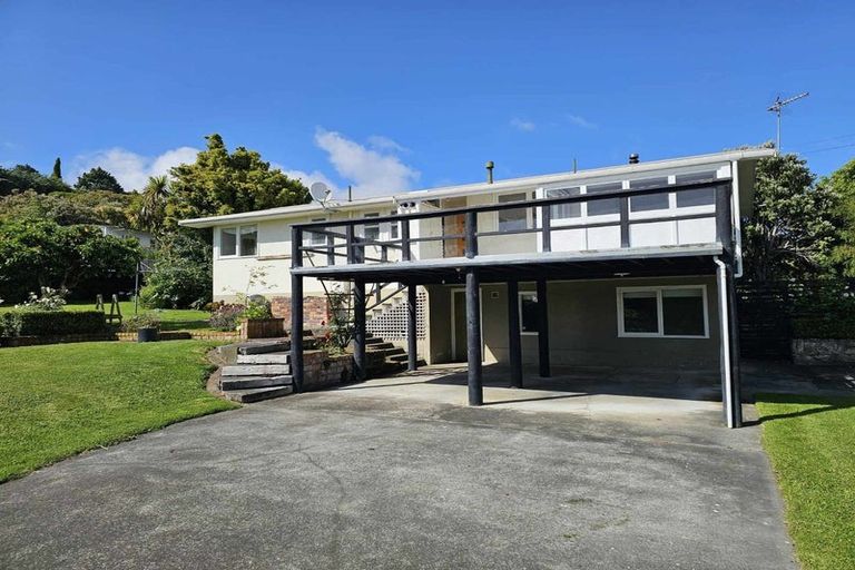Photo of property in 8 Iris Place, Bastia Hill, Whanganui, 4500