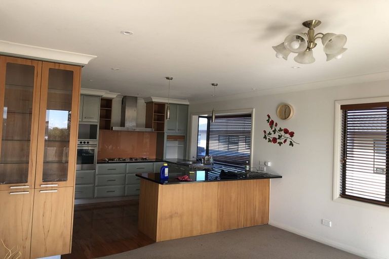 Photo of property in 34 Sea Spray Drive, Bucklands Beach, Auckland, 2012