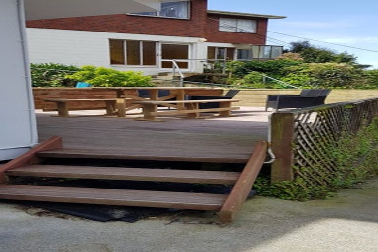 Photo of property in 136 Raroa Road, Aro Valley, Wellington, 6012