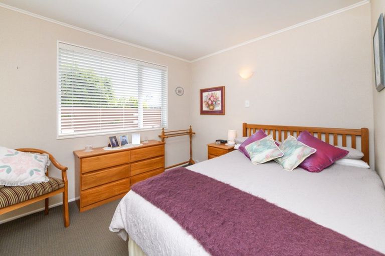 Photo of property in 6 Mudgway Place, Awapuni, Palmerston North, 4412
