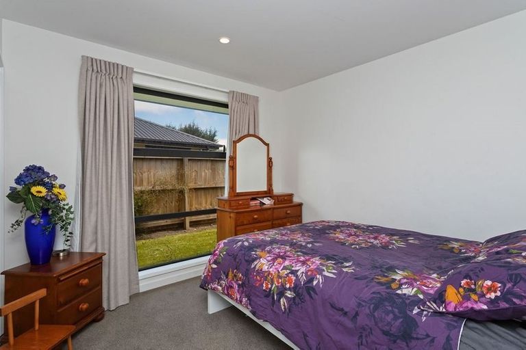 Photo of property in 31 Robert Duncan Road, Belfast, Christchurch, 8051