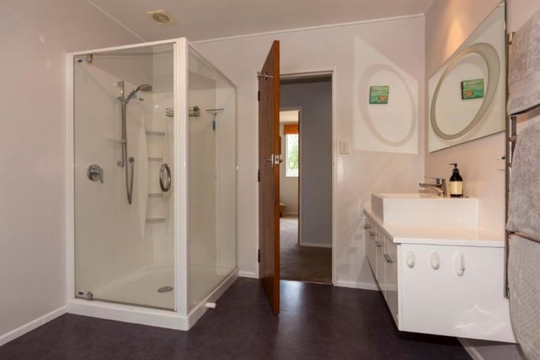 Photo of property in 34 Chums Road, Paraparaumu Beach, Paraparaumu, 5032