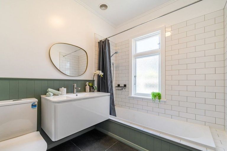 Photo of property in 59 William Street, Petone, Lower Hutt, 5012