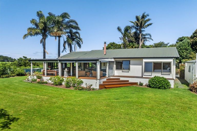 Photo of property in 2 Turiapua Lane, Parua Bay, Whangarei, 0174