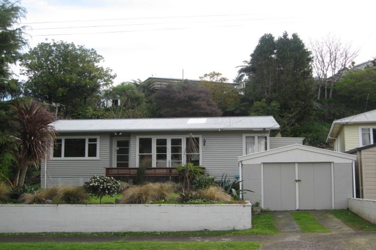 Photo of property in 17 Elizabeth Place, Ferndale, New Plymouth, 4310