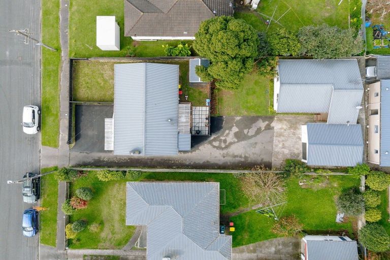 Photo of property in 19 Dalesford Street, Silverdale, Hamilton, 3216